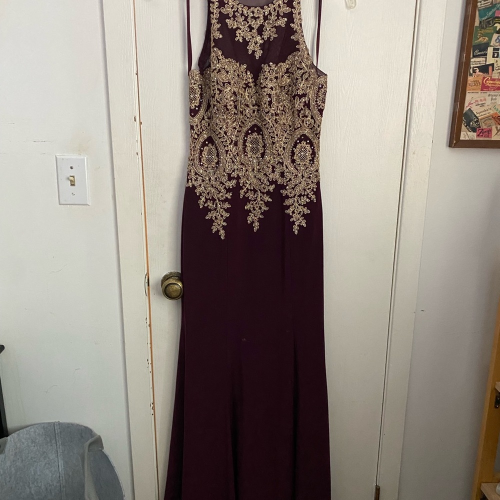 XSCAPE PROM DRESS 💜